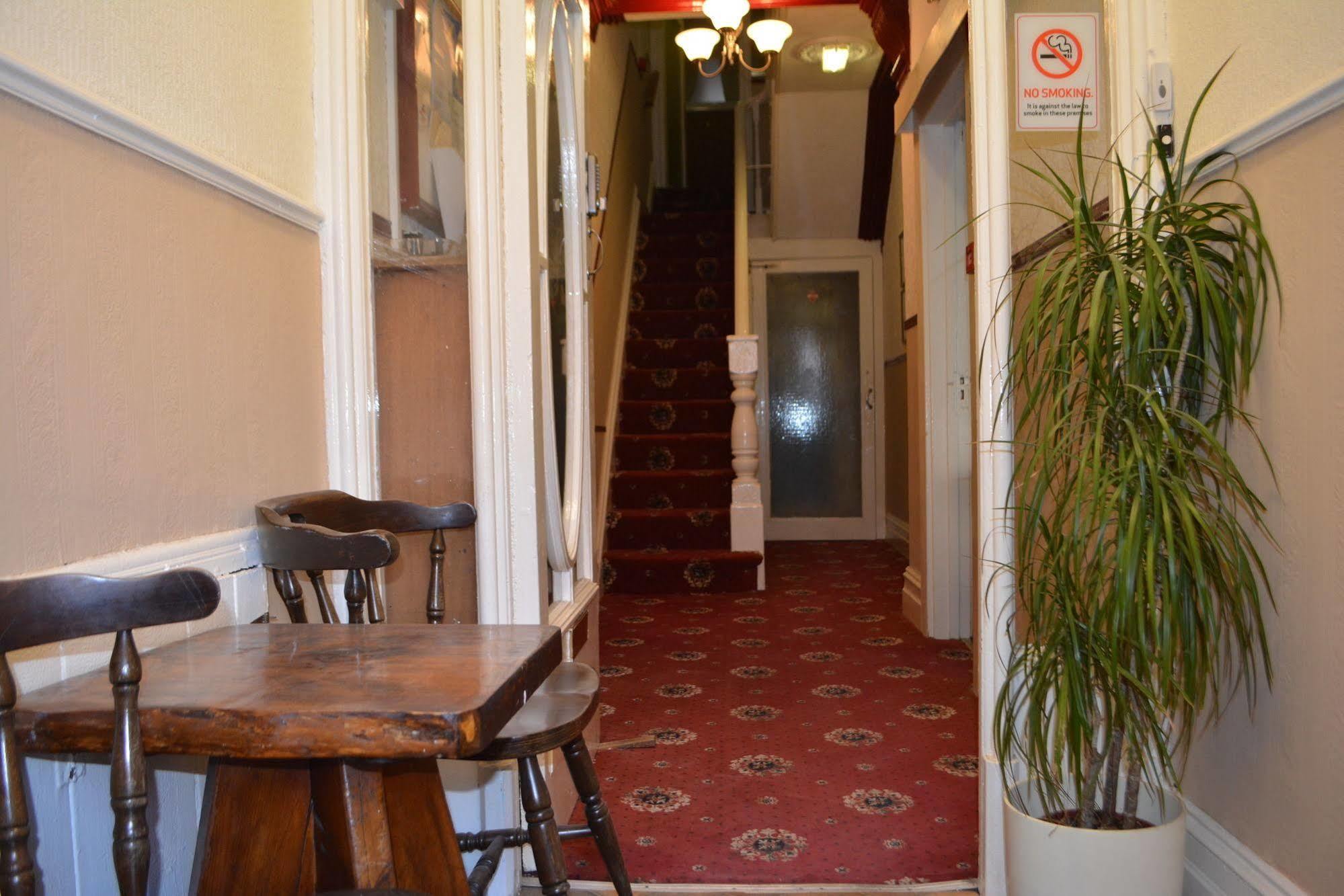Holm Lea Hotel 블랙풀 외부 사진